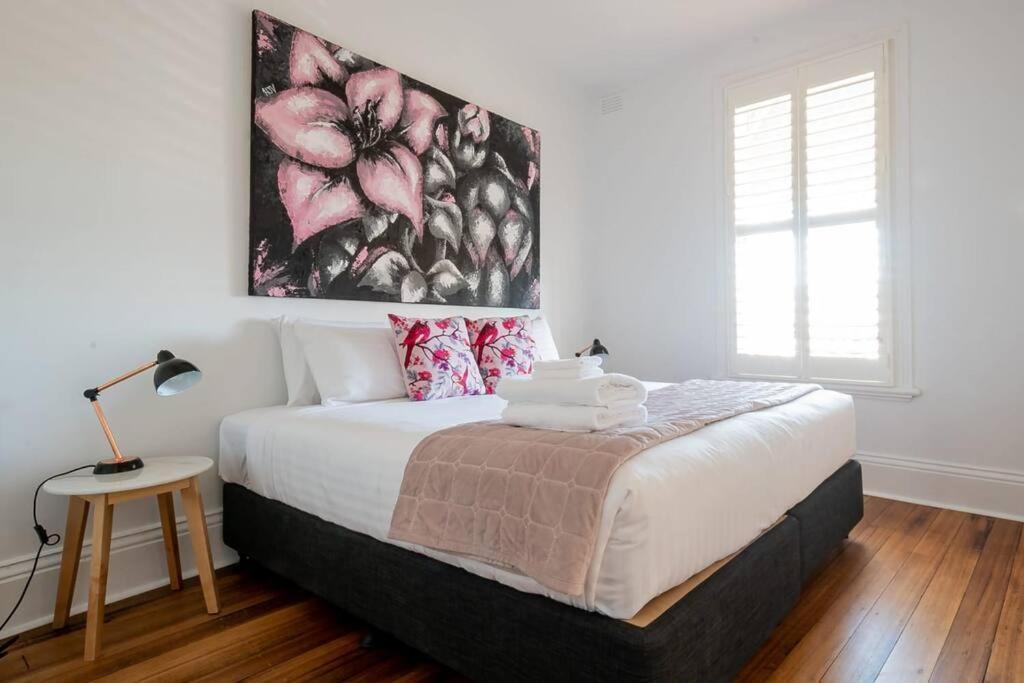 Historic Beauty In The Cbd! Parking And Wifi Apartment Лонсестън Екстериор снимка